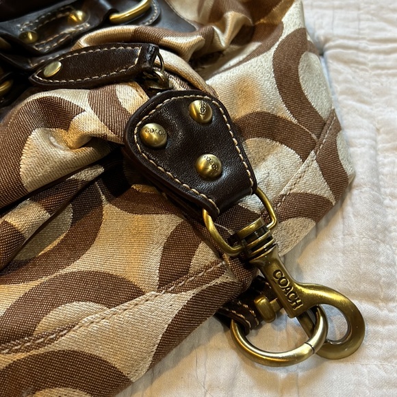 Vintage Coach Hobo Bag - Picture 4 of 9